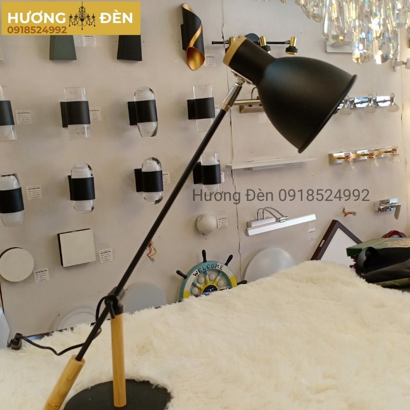 den-ban-trang-tri-cao-cap-db14-den